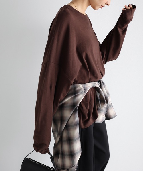 evernavy（エバーネイビー）の「ソフトフライス長袖Tシャツ 《ミドル丈/ロング丈 》（Tシャツ/カットソー・レディース・オフホワイト/ブラック/杢グレー/チョコ・M/L）」の13枚目の写真