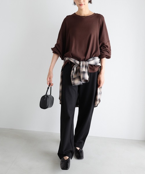 evernavy（エバーネイビー）の「ソフトフライス長袖Tシャツ 《ミドル丈/ロング丈 》（Tシャツ/カットソー・レディース・オフホワイト/ブラック/杢グレー/チョコ・M/L）」の14枚目の写真