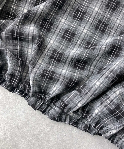 AS KNOW AS plus（アズノゥアズプラス）の「♪ポケット付き 袖ドロストデザインチェックシャツ（シャツ/ブラウス・レディース・ネイビー系/ブラウン系/ブラック系・FREE）」の15枚目の写真