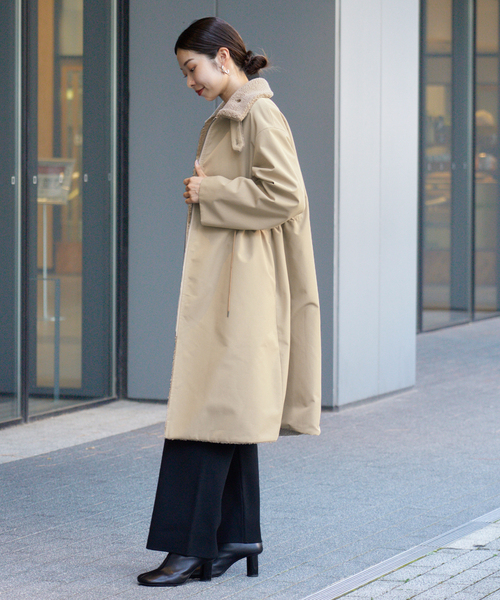 IENA(イエナ)の「VACHEMENT/ヴァシュモン 別注 リバーシブルボアコート(その他アウター・レディース・ブラック/ベージュ・36/38)」の9枚目の写真