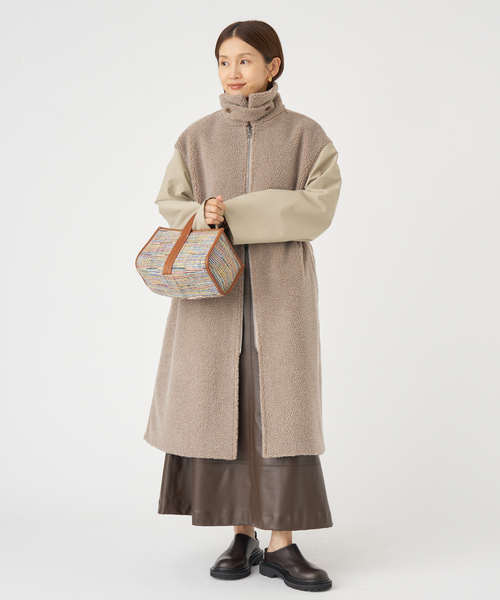 IENA(イエナ)の「VACHEMENT/ヴァシュモン 別注 リバーシブルボアコート(その他アウター・レディース・ブラック/ベージュ・36/38)」の11枚目の写真