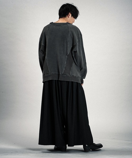 NO ID.(ノーアイディ)の「【NO ID.】Changing Knit Big Pullover / チェンジング ニット ビッグ プルオーバー(ニット/セーター・メンズ・グレー/ブラック・ONE SIZE)」の17枚目の写真