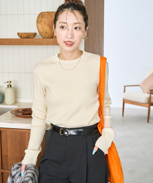 FREAK'S STORE(フリークスストア)の「限定展開 吸湿発熱 リブ クルーネック ニット プルオーバー(ニット/セーター・レディース・ナチュラル/ブルー/グレー/ブラック/オリーブ/ブラウン/ピンク/ベージュ・フリ-)」の5枚目の写真