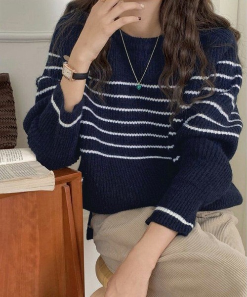 DAY CLOSET(デイ クローゼット)の「レディース 長袖ボーダー柄オーバーサイズサイドスリットリブニットトップス(ニット/セーター・レディース・ネイビー/ホワイト・FREE)」の1枚目の写真
