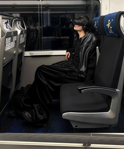 COSYHARU（コシハル）の「ディープブラックニットコンビジャケット（ブルゾン・メンズ・ブラック系1/ブラック系2・MEDIUM/LARGE）」の21枚目の写真