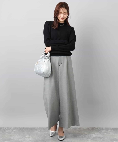 MK MICHEL KLEIN（エムケーミッシェルクラン）の「ミニケーブル編みニット/洗える（ニット/セーター・レディース・ブラック/ベージュ/レッド・38）」の4枚目の写真