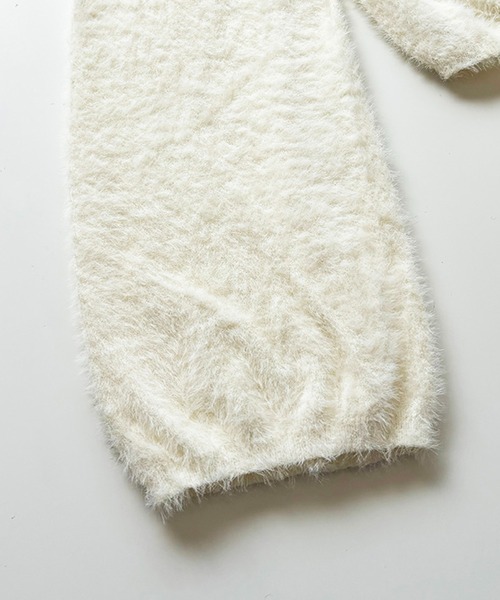 VIBGYOR（ヴィブジョー）の「ルーズシャギーVネックニット / オーバーサイズフェザープルオーバー 韓国(CZ)（ニット/セーター・レディース・ホワイト/パープル/アイボリー/ブラック・FREE）」の21枚目の写真