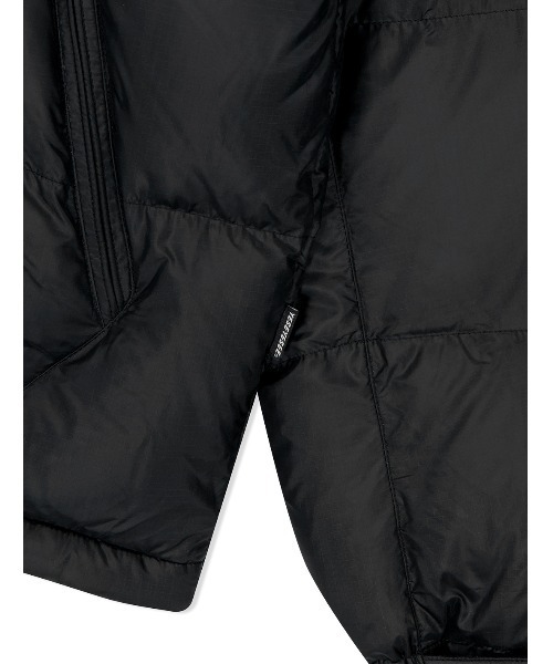 YESEYESEE(イエスアイシー)の「Sign Logo Down Jacket(ダウンジャケット/コート・メンズ・ブルー/グレー/ブラック・L/S/XL/M)」の5枚目の写真