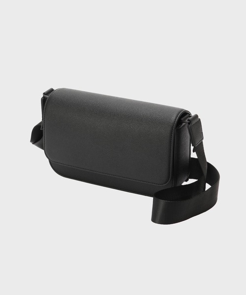 B.C STOCK(ベーセーストック)の「【fellowww / フェロー】別注 フェイクレザー クロスボディーバッグ(ショルダーバッグ・メンズ・ブラック・FREE)」の2枚目の写真