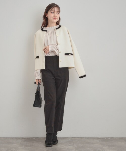 couture brooch(クチュールブローチ)の「【通勤・大人上品】ムースタッチジャカード 配色スカラカーディ(カーディガン/ボレロ・レディース・ブラック/ライトグレー/アイボリー・36/38/40/42)」の7枚目の写真