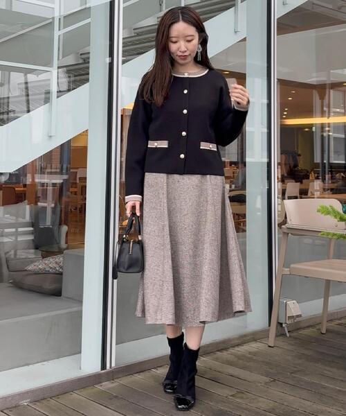 couture brooch(クチュールブローチ)の「【通勤・大人上品】ムースタッチジャカード 配色スカラカーディ(カーディガン/ボレロ・レディース・ブラック/ライトグレー/アイボリー・36/38/40/42)」の20枚目の写真