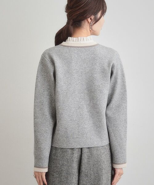 couture brooch(クチュールブローチ)の「【通勤・大人上品】ムースタッチジャカード 配色スカラカーディ(カーディガン/ボレロ・レディース・ブラック/ライトグレー/アイボリー・36/38/40/42)」の8枚目の写真