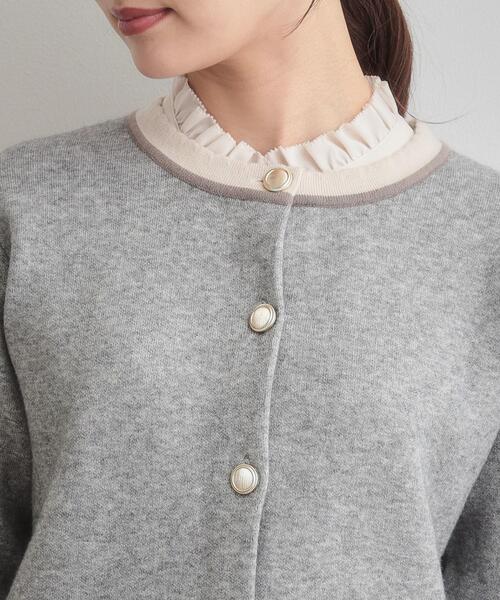 couture brooch(クチュールブローチ)の「【通勤・大人上品】ムースタッチジャカード 配色スカラカーディ(カーディガン/ボレロ・レディース・ブラック/ライトグレー/アイボリー・36/38/40/42)」の9枚目の写真