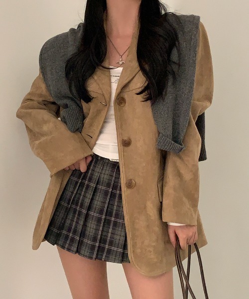 Vipoa（ヴィポア）の「Big suede tailored jacket（テーラードジャケット・レディース・ブラウン/ベージュ・FREE）」の17枚目の写真