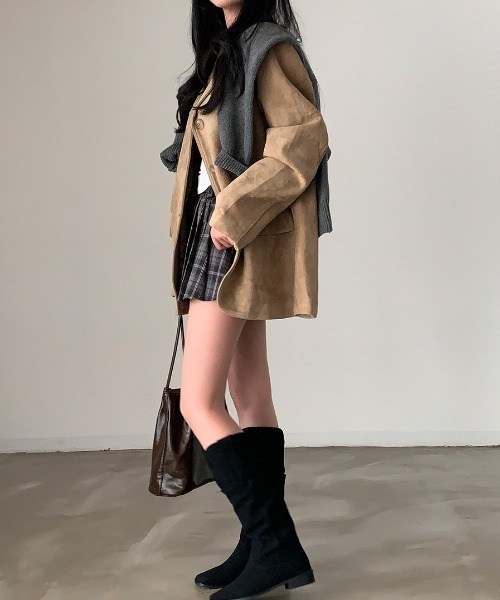 Vipoa（ヴィポア）の「Big suede tailored jacket（テーラード