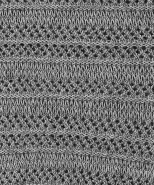 studio CLIP（スタディオクリップ）の「3ゲージスプレーヤーン透かしプルオーバー（ニット/セーター・レディース・レッド/ネイビー/チャコール・FREE）」の6枚目の写真