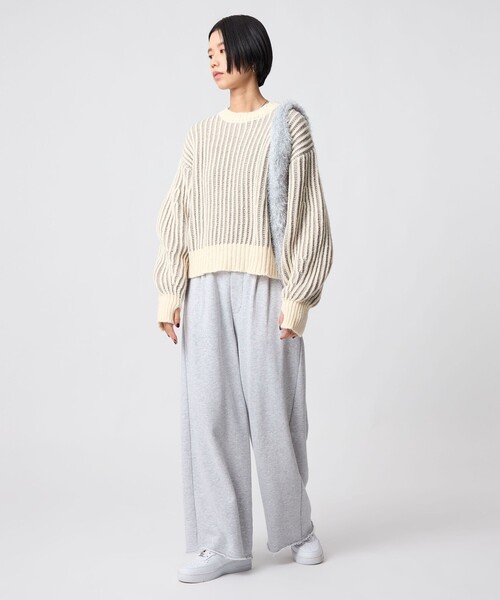 CITEN（シテン）の「＜CITEN＞ボリュームスリーブカラフルアゼニット（ニット/セーター・レディース・ブラック/オフホワイト/ダークブラウン・FREE）」の11枚目の写真