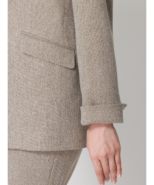 SUIT SQUARE（スーツスクエア）の「CHANTOWA ジャケット ウォッシャブル ツイードライクシャンブレー 織柄（テーラードジャケット・レディース・ベージュ/グレー・36(7号)/38(9号)/40(11号)）」の8枚目の写真