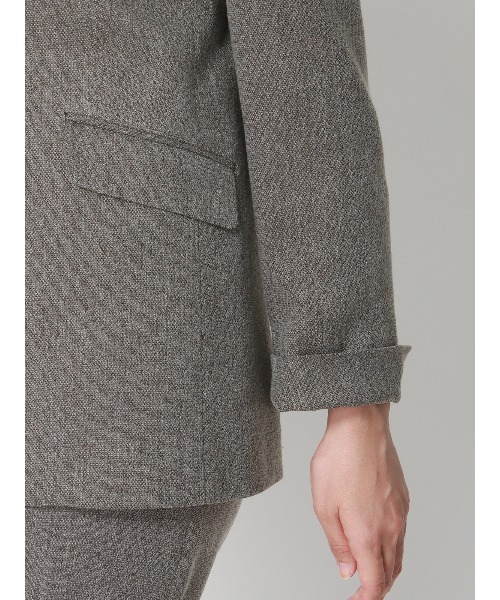 SUIT SQUARE（スーツスクエア）の「CHANTOWA ジャケット ウォッシャブル ツイードライクシャンブレー 織柄（テーラードジャケット・レディース・ベージュ/グレー・36(7号)/38(9号)/40(11号)）」の22枚目の写真
