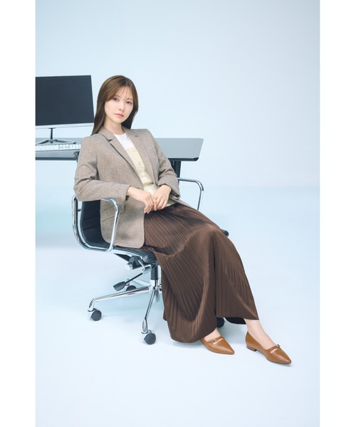 SUIT SQUARE（スーツスクエア）の「CHANTOWA ジャケット ウォッシャブル ツイードライクシャンブレー 織柄（テーラードジャケット・レディース・ベージュ/グレー・36(7号)/38(9号)/40(11号)）」の18枚目の写真