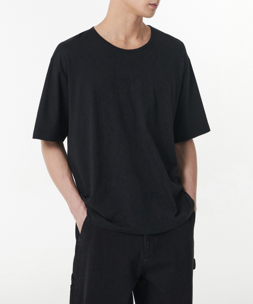MUSINSA STANDARD（ムシンサスタンダード）の「リラックスドCRスcoopネックTシャツ[ブラック]（Tシャツ/カットソー・メンズ・その他・XX-LARGE/LARGE/MEDIUM/SMALL/X-LARGE）」の2枚目の写真
