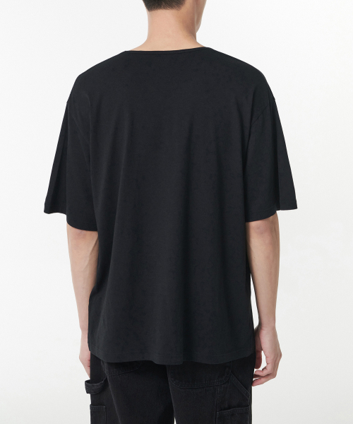 MUSINSA STANDARD（ムシンサスタンダード）の「リラックスドCRスcoopネックTシャツ[ブラック]（Tシャツ/カットソー・メンズ・その他・XX-LARGE/LARGE/MEDIUM/SMALL/X-LARGE）」の3枚目の写真