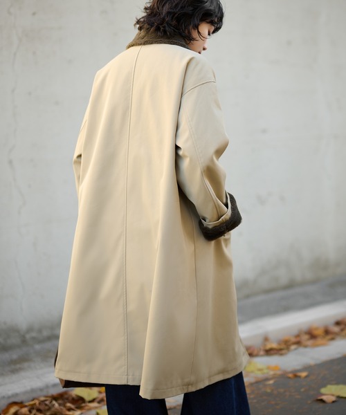 LAULEN(ローレン)の「2way collar fur reversible coat /2wayカラーファーリバーシブルコート(ステンカラーコート・レディース・アイボリー/ブラック/ベージュ・FREE)」の10枚目の写真