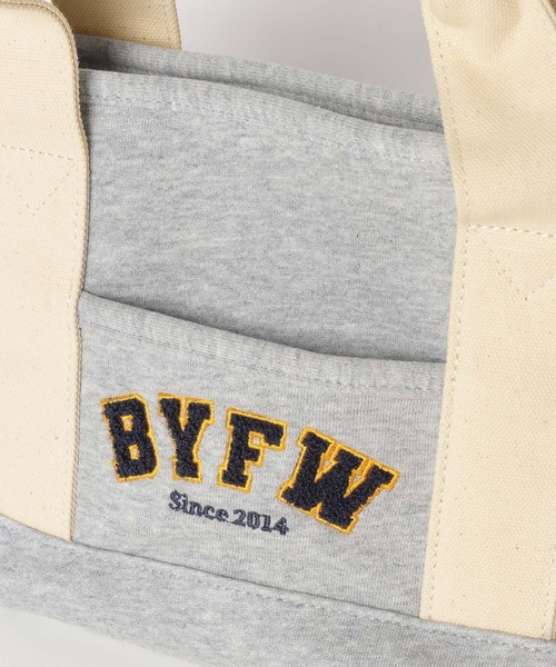 BAYFLOW（ベイフロー）の「[500mlのボトルや長財布も入る]スウェットロゴトートS（トートバッグ・レディース・グレー・FREE）」の8枚目の写真