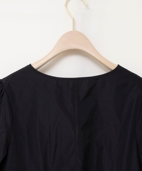 NOLLEY’S Sophi（ノーリーズソフィ）の「ウォッシャブルマイクロタフタティアードブラウス（シャツ/ブラウス・レディース・オフホワイト/ブラック・38）」の14枚目の写真