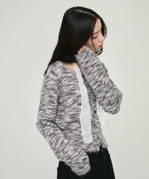 NUJOH(ヌゾ)の「Brushed Multi-Color Knit Cardigan / ブラッシュドマルチカラーニットカーディガン(ニット/セーター・レディース・ブルー/グレー/パープル・FREE)」の4枚目の写真