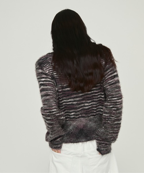 NUJOH(ヌゾ)の「Brushed Multi-Color Knit Cardigan / ブラッシュドマルチカラーニットカーディガン(ニット/セーター・レディース・ブルー/グレー/パープル・FREE)」の22枚目の写真