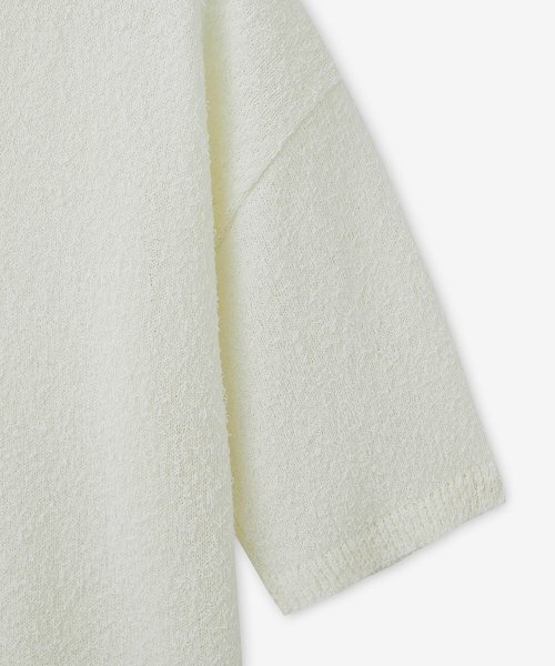 BLOND9(ブロンドナイン)の「テールヤンオープンカラ半袖ニット_アイボリー(ニット/セーター・レディース・アイボリー・LARGE/MEDIUM/X-LARGE)」の4枚目の写真