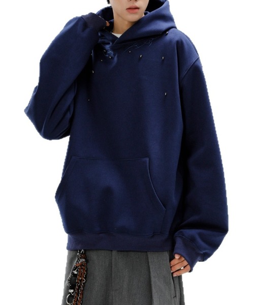 lilful(リルフル)の「【26年春夏新作】パールリベットオーバーサイズ刺繍フーディー(パーカー・メンズ・ネイビー/ブラック/グレー・F)」の16枚目の写真