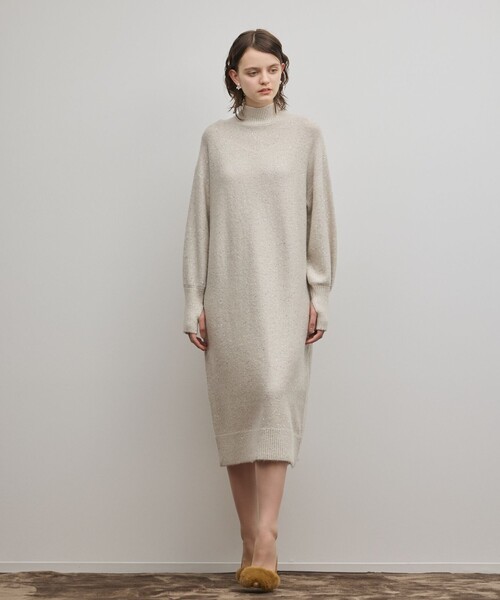 GRACE CONTINENTAL(グレースコンチネンタル)の「スパンコールニットワンピース(ワンピース・レディース・ホワイト/ブラック・36)」の12枚目の写真
