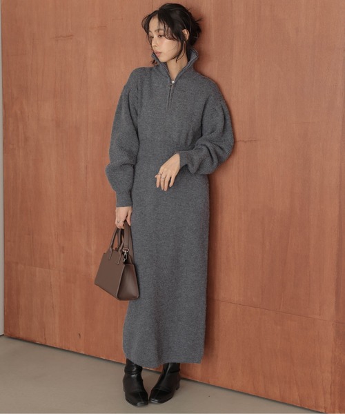 AMELY(エミリー)の「ハーフジップニットワンピース(ワンピース・レディース・ブラック/ベージュ/モカ/グレー・フリー)」の3枚目の写真