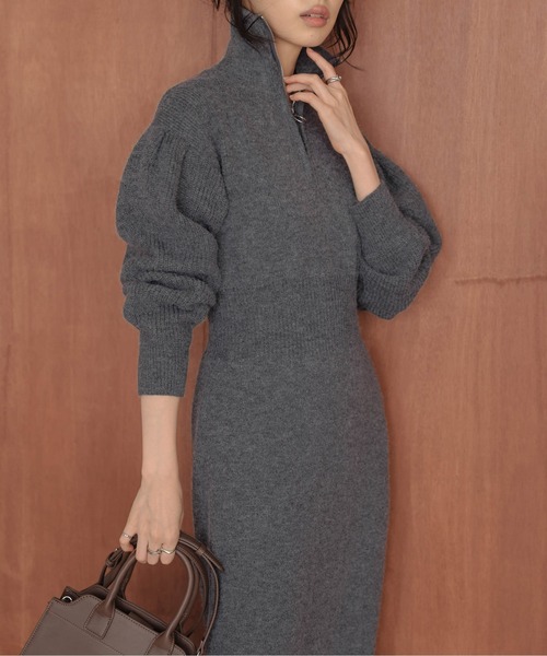 AMELY(エミリー)の「ハーフジップニットワンピース(ワンピース・レディース・ブラック/ベージュ/モカ/グレー・フリー)」の16枚目の写真