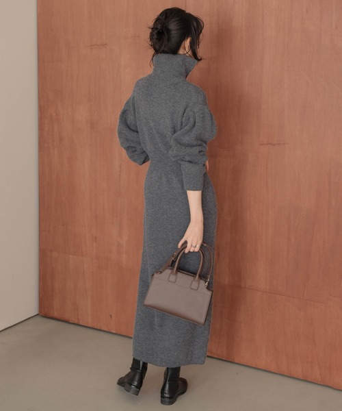 AMELY(エミリー)の「ハーフジップニットワンピース(ワンピース・レディース・ブラック/ベージュ/モカ/グレー・フリー)」の17枚目の写真