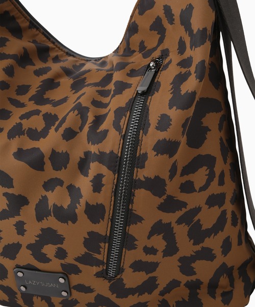 LAZY SUSAN（レイジースーザン）の「リュックバッグ３ＷＡＹアニマルプリント（バックパック/リュック・レディース・レオパード/ゼブラ・FREE）」の13枚目の写真