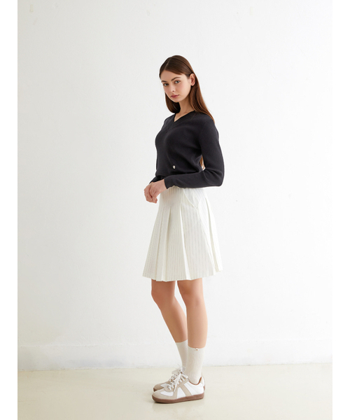NITINA(ニティナ)の「ストライププリーツスカートIV(スカート・レディース・アイボリー・SMALL/MEDIUM)」の4枚目の写真