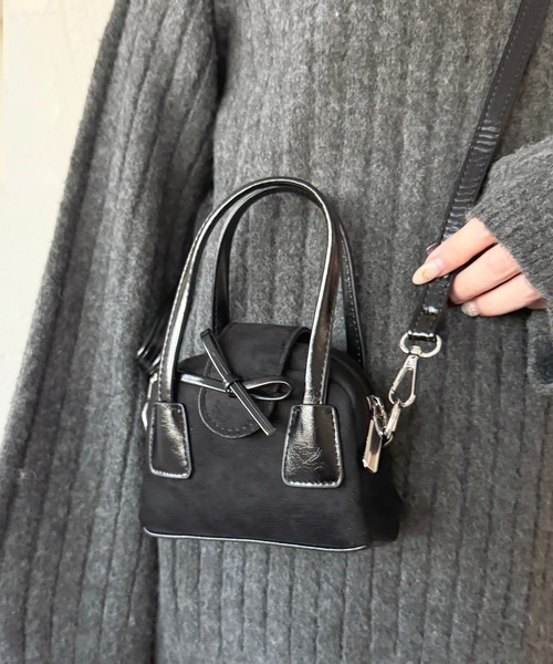 apres jour(アプレジュール)の「【apres jour×ARIAZ】リボンショルダーバッグ(ショルダーバッグ・レディース・ブラック/ダークブラウン・FREE)」の1枚目の写真