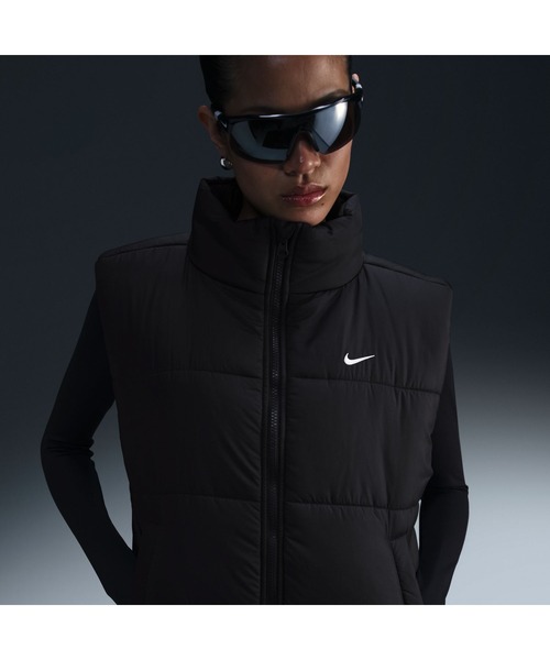 NIKE(ナイキ)の「NIKE ナイキ ナイキ ウィメンズ NSW TF SYNFL CLSC ベスト(ダウンベスト・レディース・ブラック・M/L)」の4枚目の写真