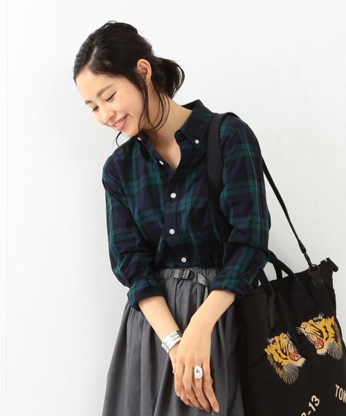 BEAMS BOY（ビームスボーイ）の「BEAMS BOY / チェック ボタンダウンシャツ（シャツ/ブラウス・レディース・ホワイト/ブルー/ネイビー・ONE SIZE）」の2枚目の写真