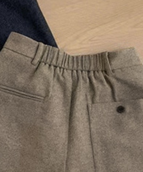 DAY CLOSET(デイ クローゼット)の「【大きいサイズ有/微起毛/バックゴム】フロント タック ハーフパンツ レディース(その他パンツ・レディース・ダークグレー/オリーブ・XL/S/M/L)」の15枚目の写真