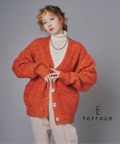 terrace(テラス)の「ブークレヤーンミックスニットカーディガン(カーディガン/ボレロ・レディース・ピンク/ブラウン×イエロー/グレイッシュベージュ/オレンジ・FREE)」の4枚目の写真