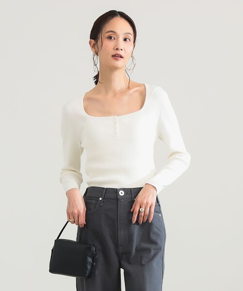 Demi-Luxe BEAMS(デミルクス ビームス)の「【8/6値下げ】16ゲージ コットン ヘンリーネック プルオーバー(ニット/セーター・レディース・ネイビー/ホワイト・ONE SIZE)」の7枚目の写真