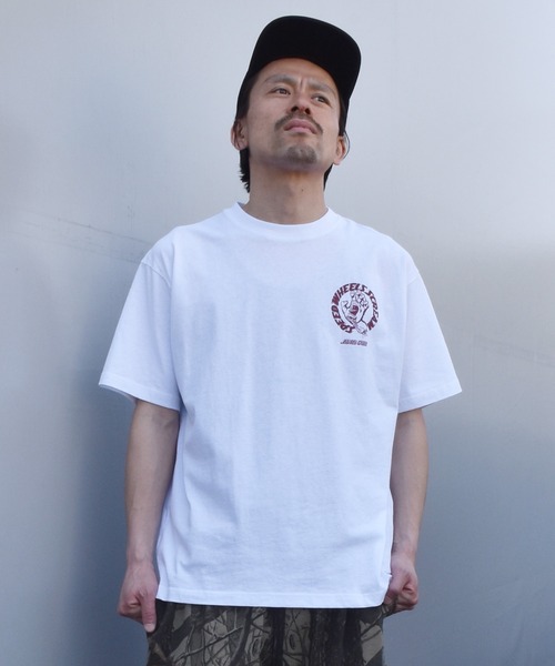 SANTA CRUZ(サンタクルーズ)の「SANTA CRUZ/サンタクルーズ 半袖 Tシャツ SPEED WHEELS STRIP SS TEE ムラサキ限定 502262404(Tシャツ/カットソー・メンズ・ホワイト/ブラック/シルバーグレー・M/XL/L)」の5枚目の写真