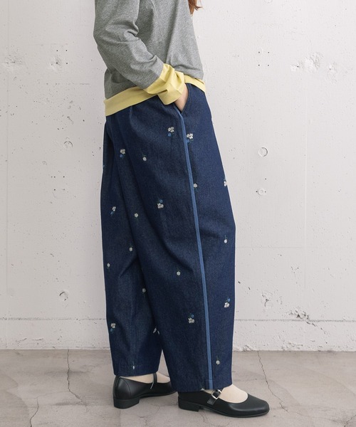 フラワー刺繍タックパンツ（その他パンツ）｜POU DOU DOU