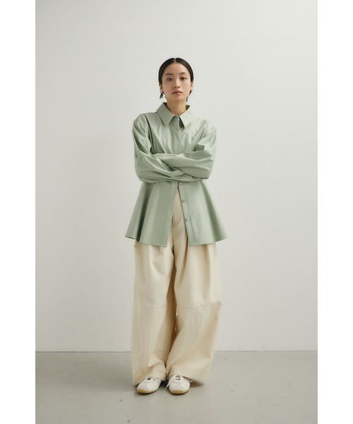STYLEMIXER（スタイルミキサー）の「フェイクレザータックシャツ（シャツ/ブラウス・レディース・ベージュ/ミント・FREE）」の16枚目の写真