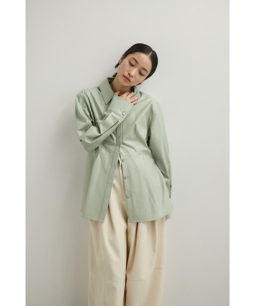 STYLEMIXER（スタイルミキサー）の「フェイクレザータックシャツ（シャツ/ブラウス・レディース・ベージュ/ミント・FREE）」の17枚目の写真