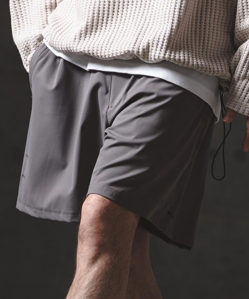 GLIMCLAP（グリムクラップ）の「mp14558-Airy Smooth Fabric Shorts ショートパンツ(201-027-gls-cg)（その他パンツ・メンズ・ブラック/ベージュ/チャコール・L/M/S）」の21枚目の写真